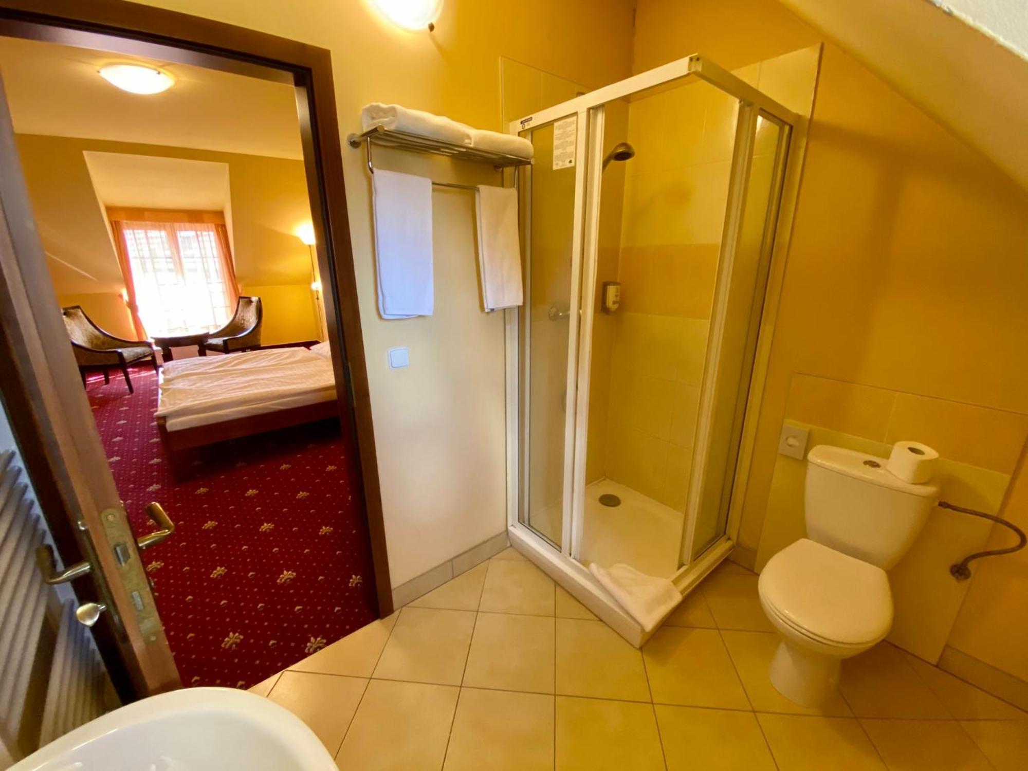 Orient Hotel 3*